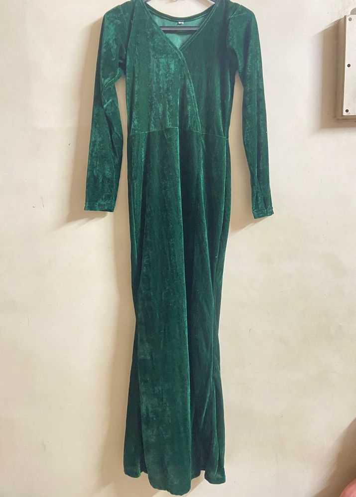 Emerald Velvet Maxi Dress