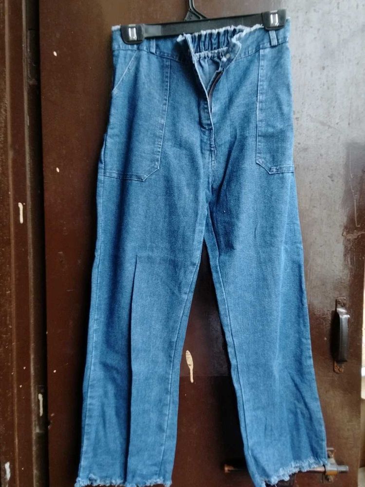 Wide Leg Cropped Jeans