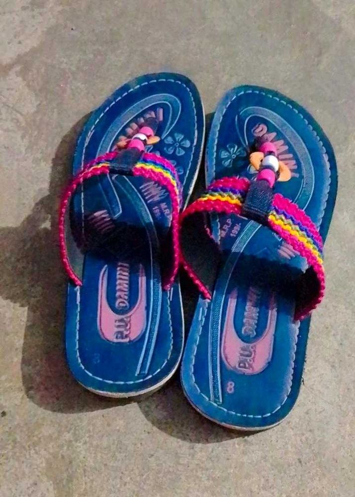 महिलाओं के लिए न्यू डिजाइनर फैंसी स्लीपर्स सैंडल