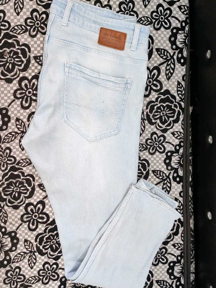 Light Wash Denim Jeans