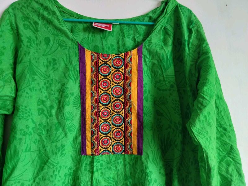 Green Embroidered Kurta
