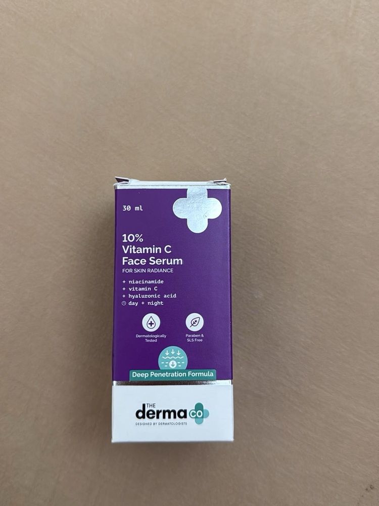 Derma Co Vitamin C Serum