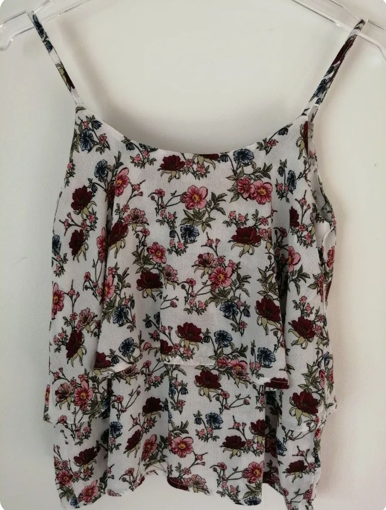 H&amp;m Floral Top