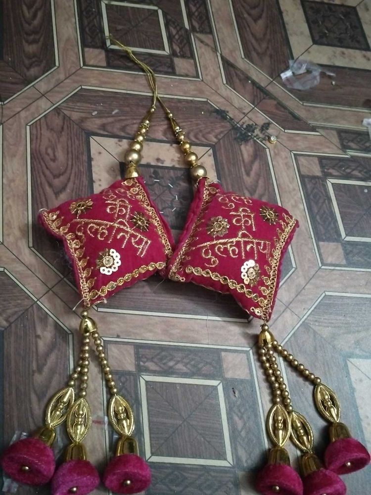 Bridal 'Dulhaniya' Latkans. (2Pac)