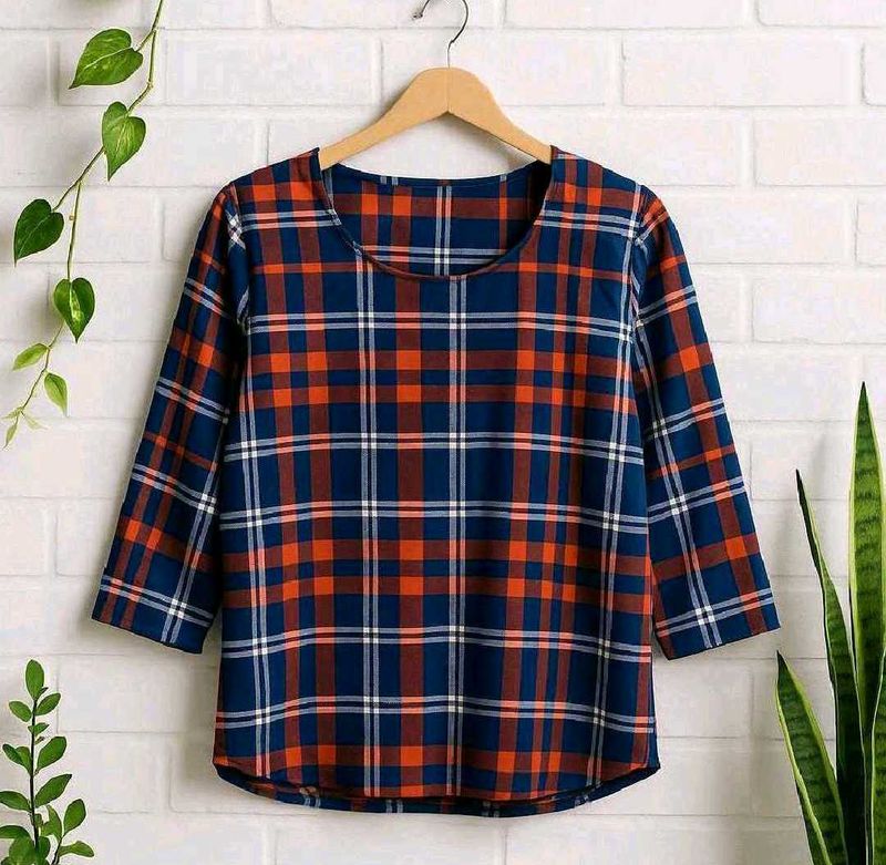 Plaid 3/4 Sleeve Top