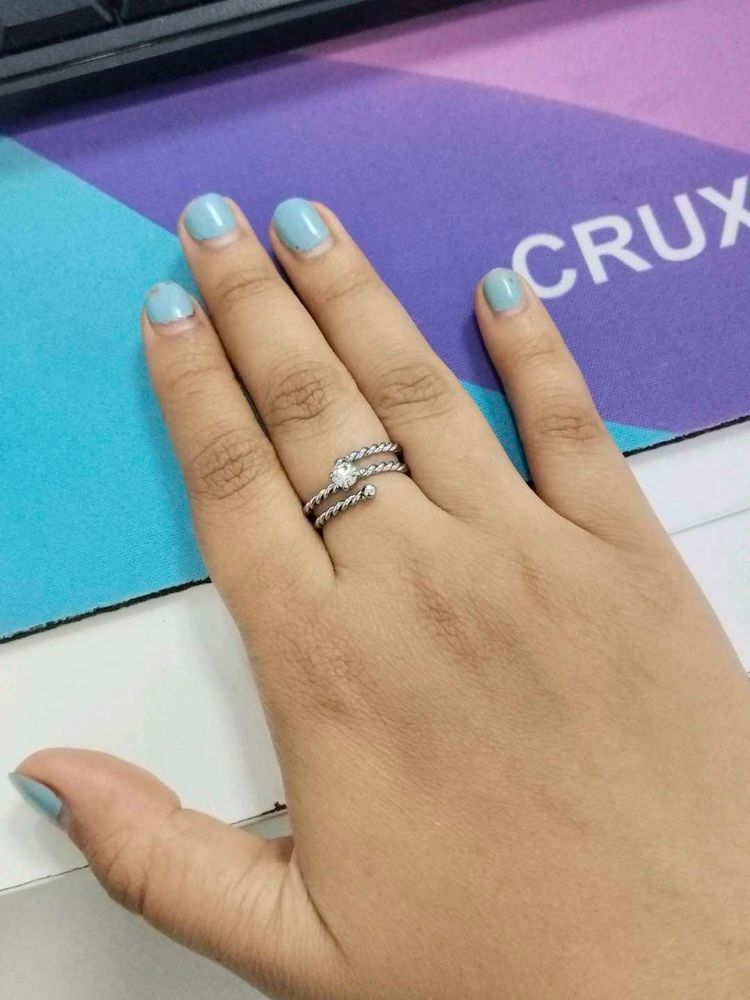 Elegant Silver Ring