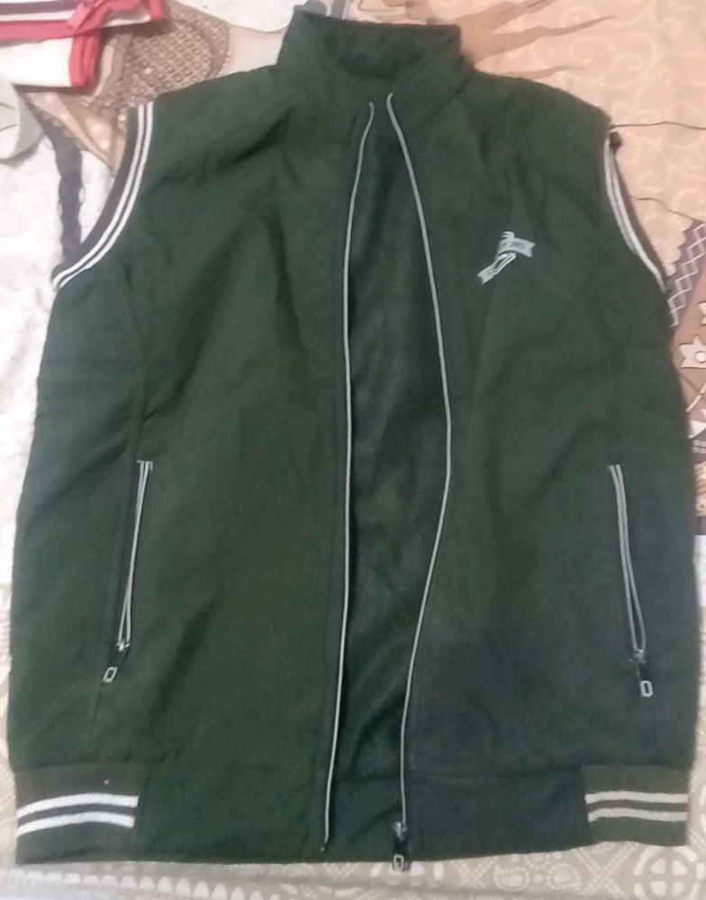 Sleeveless Green Jacket