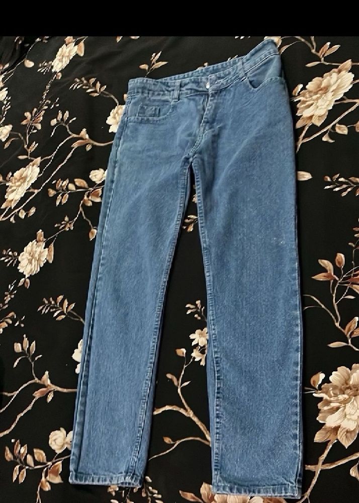 Perfect Slim Blue Jeans!!