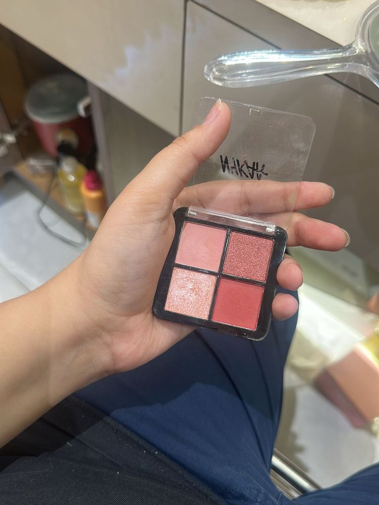 nykaa eyeshadow