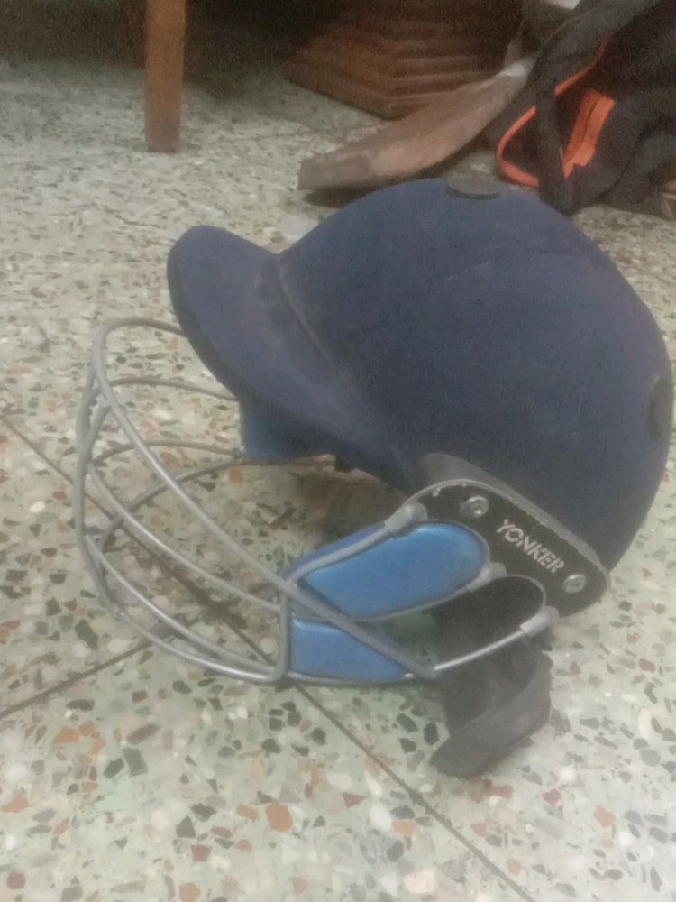 Cricket Helmet For Duse Ball