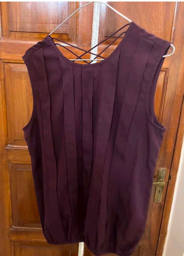Rare Brand Nice Top