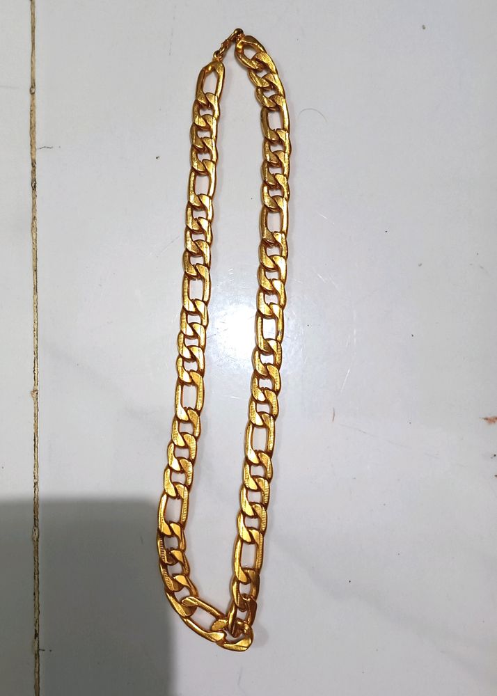 Golden Chain For Mens In New Condition
