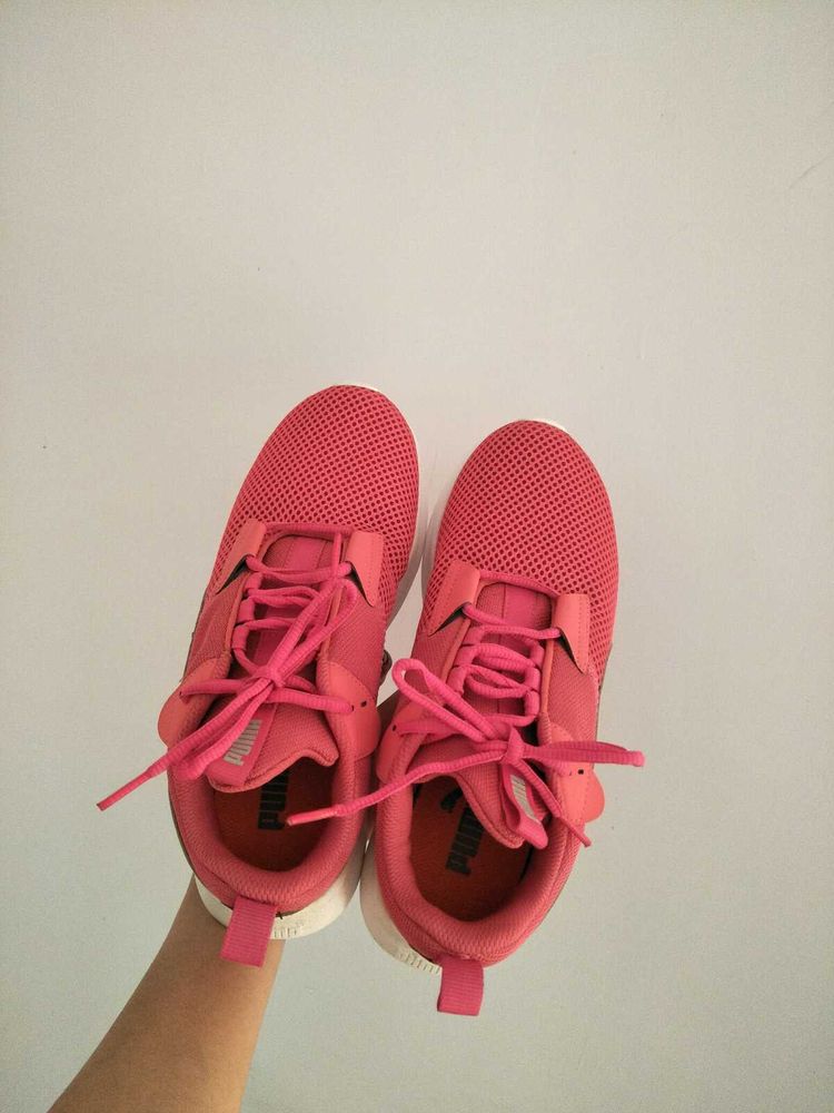 Puma Women Sneakers