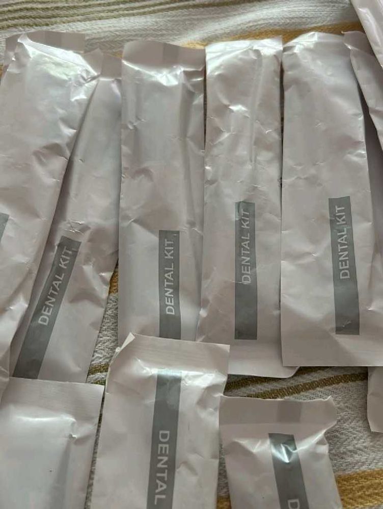 5 Dental Kit Packed With Toothpaste And Brush