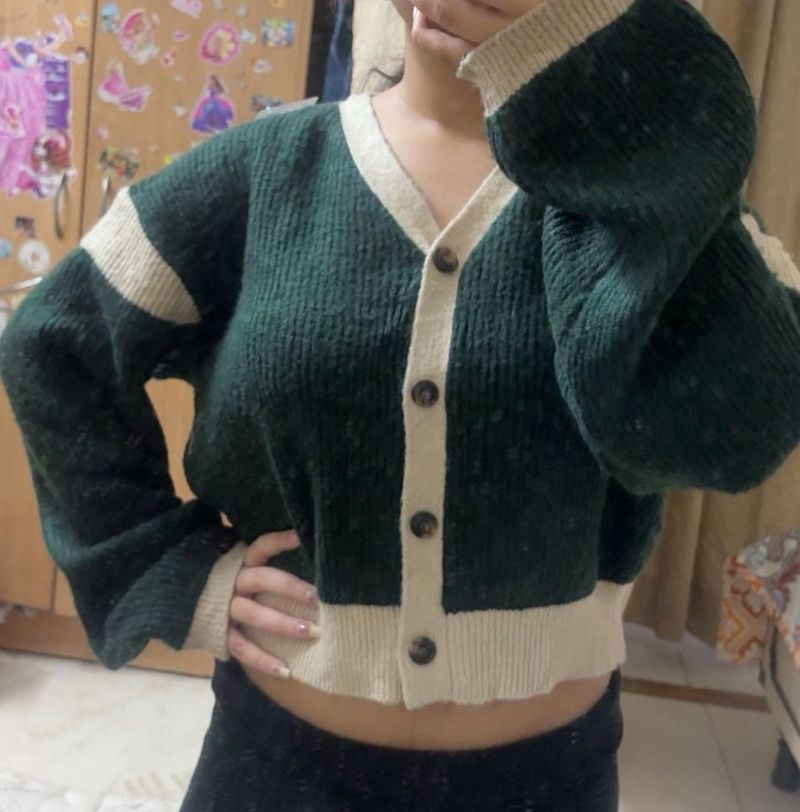 Green Cropped Cardigan