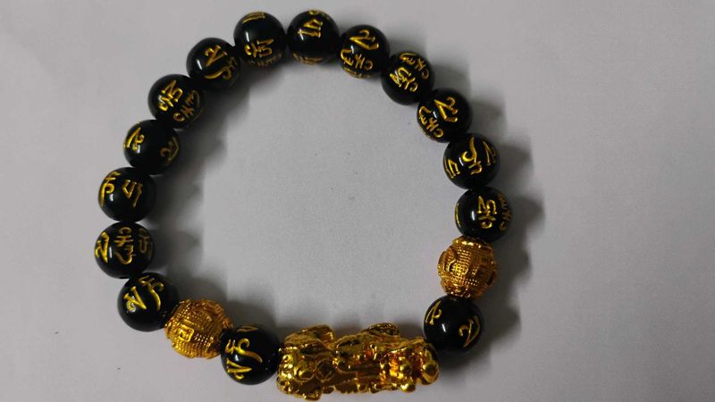 Fengshui crystal bracelet