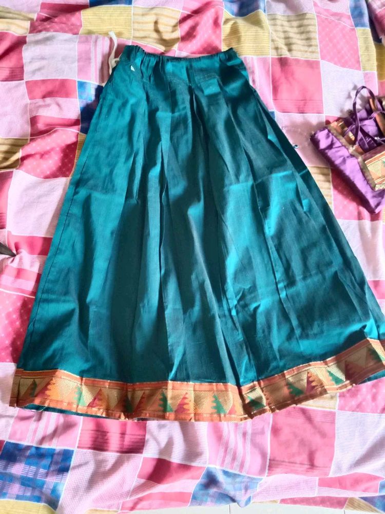 Ethnic skirt and top