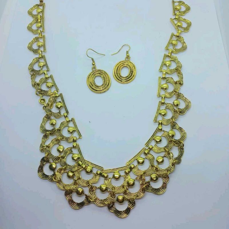 Free Courier Bag Brand New Necklace With Earrings
