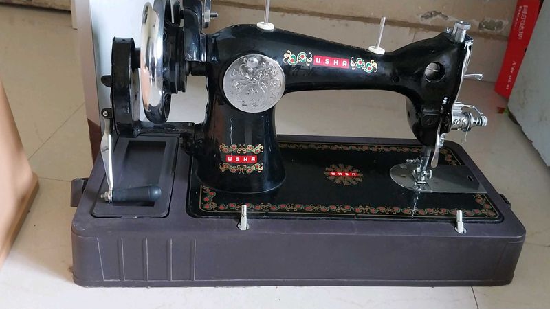 Usha Sewing Machine