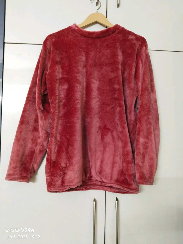 New Unused Wollen NightSuit