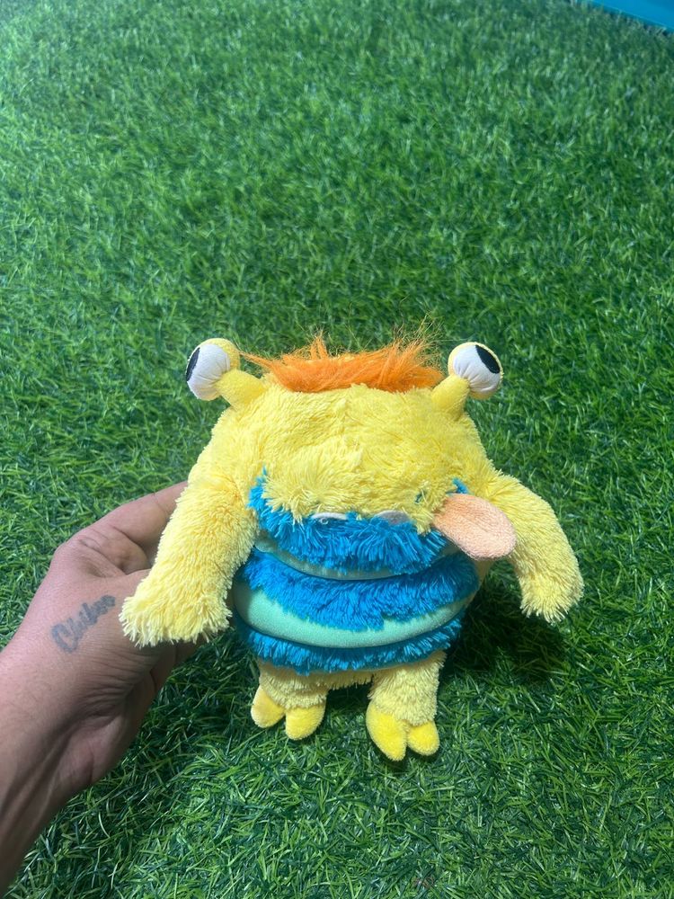Mushabelly Alienoids Talking Plush Yellow
