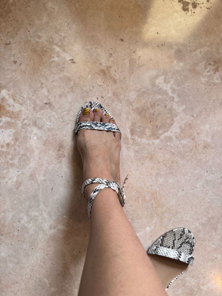 Stylish Snake Print Heeled Sandals