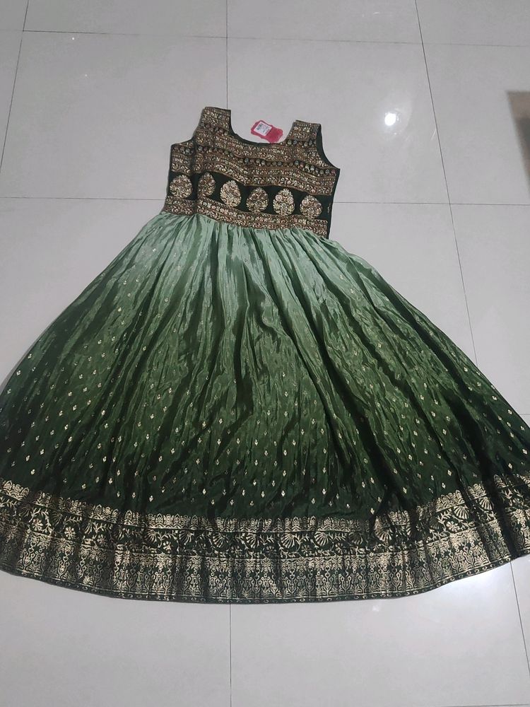 SALE HEEE..🎉Anarkali Alia Gown