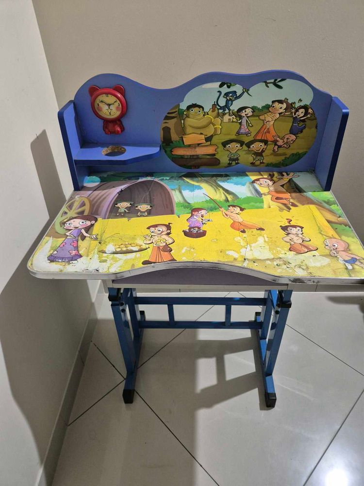 Kids Study Desk