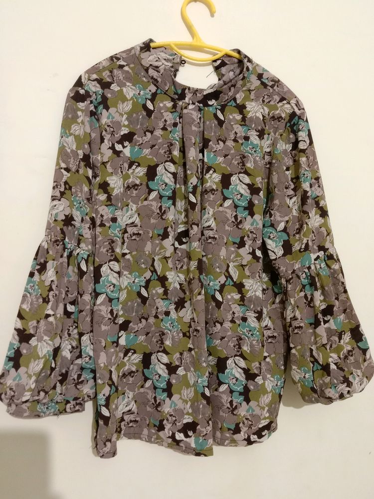 Ballon Sleeve Top Only One Time Use