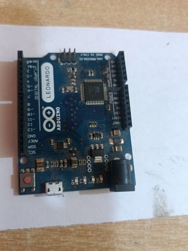Arduino Board , Model Leonardo R3