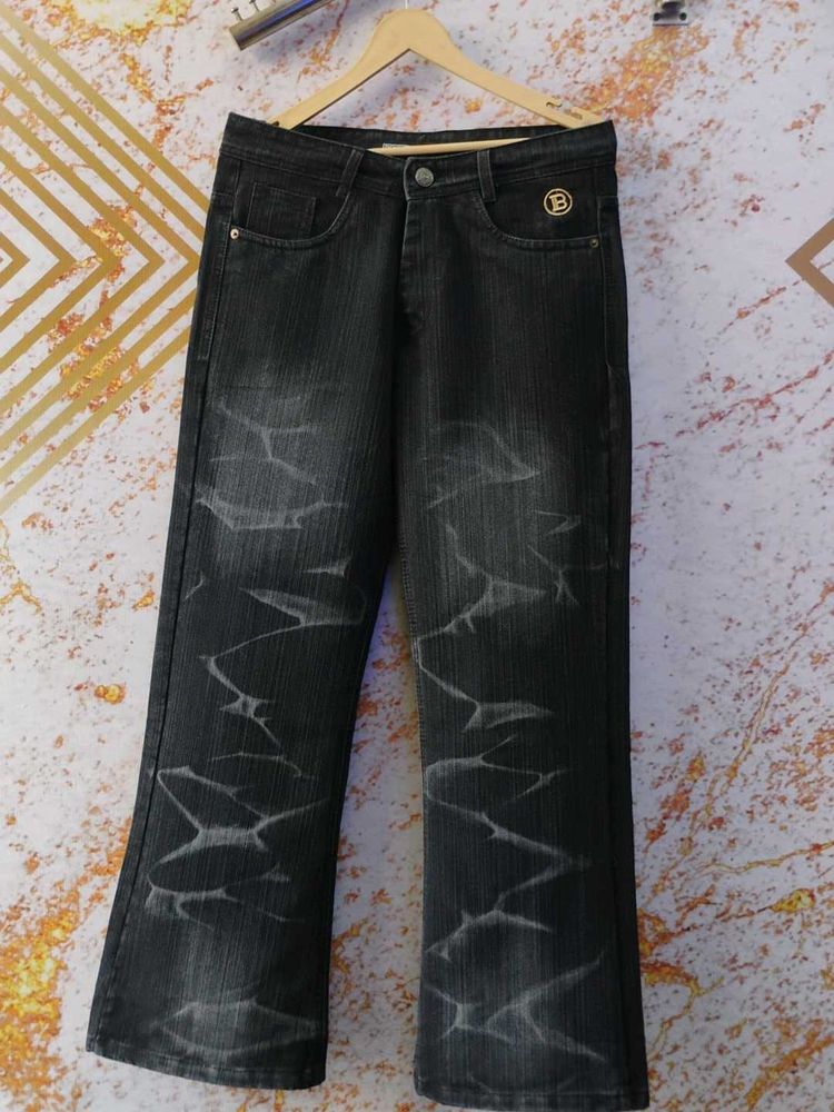 TRENDING BAGGY PANTS