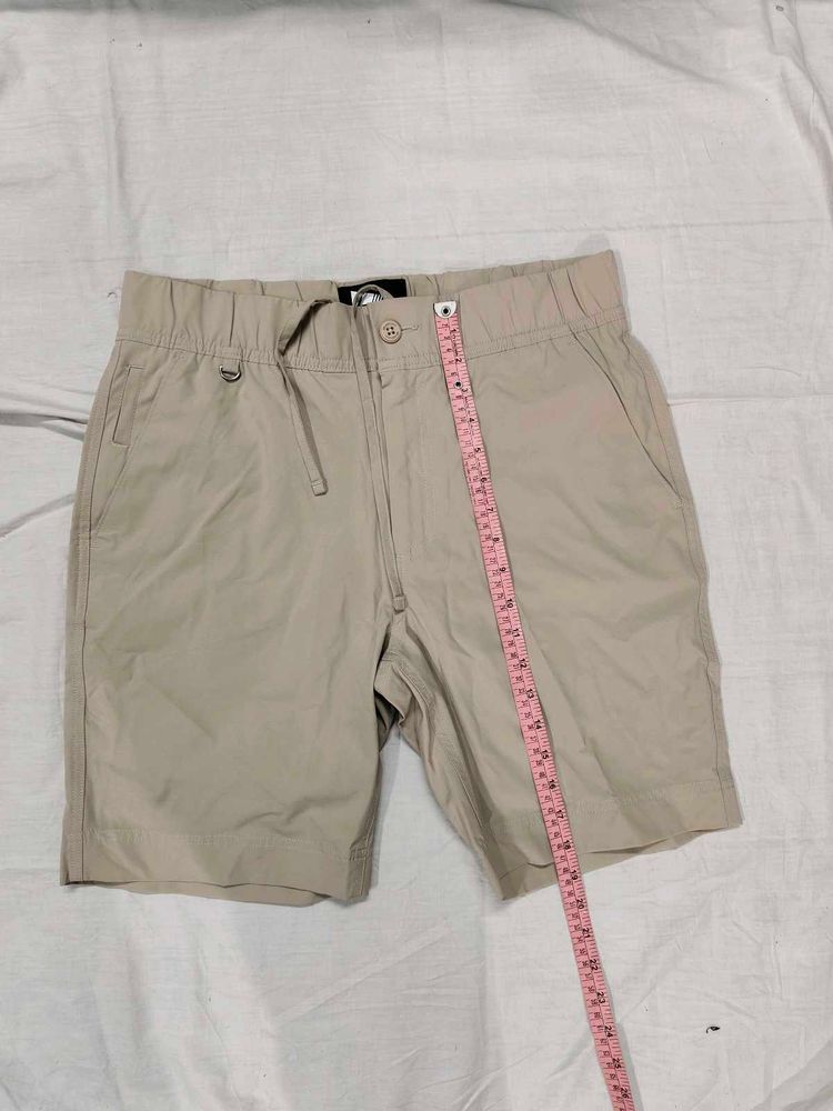Breakbounce Beige Shorts