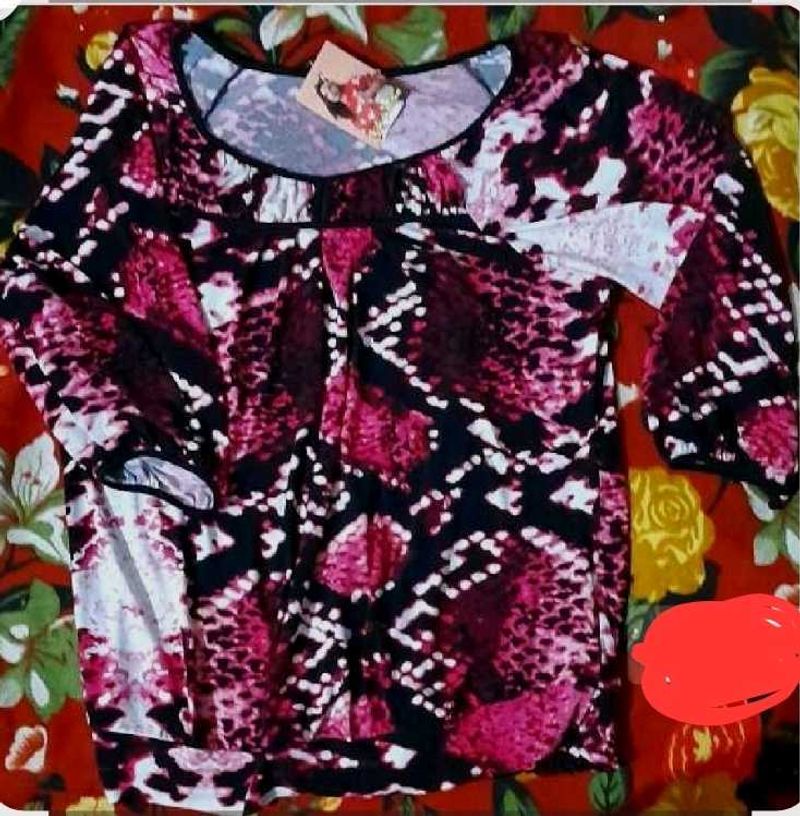 New Fancy Top For Girls/women