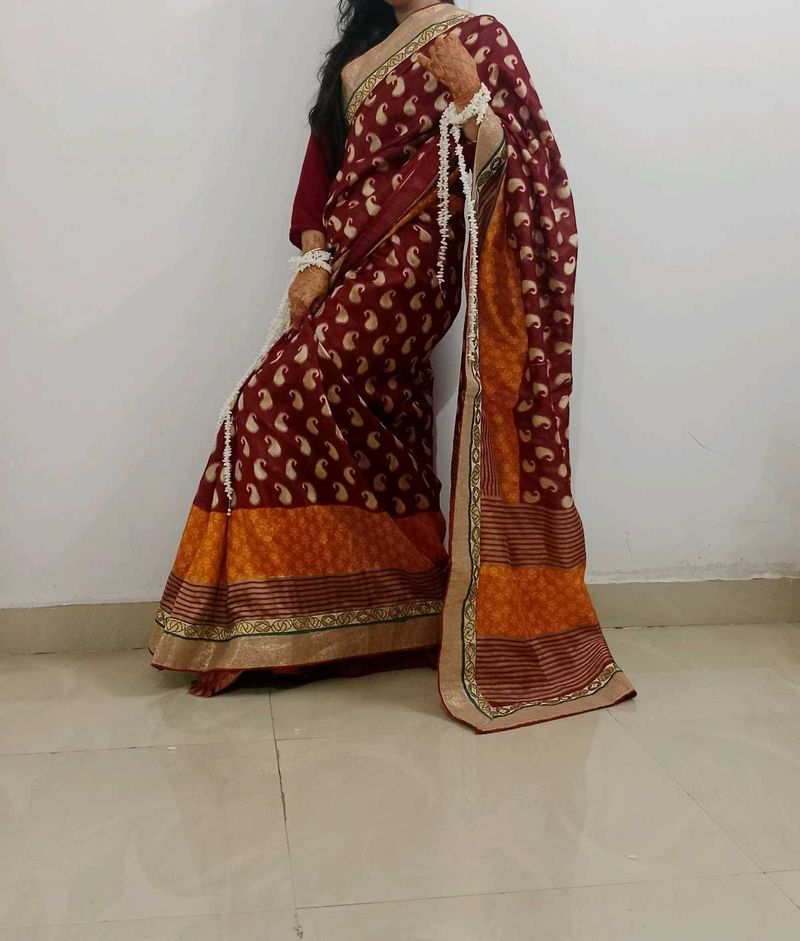 Elegant Maroon Paisley Saree