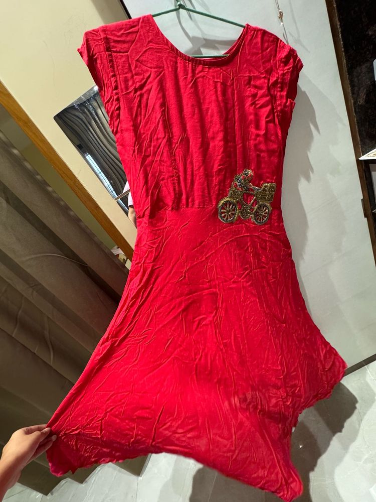 Festive Gown With A Cute Embroidery