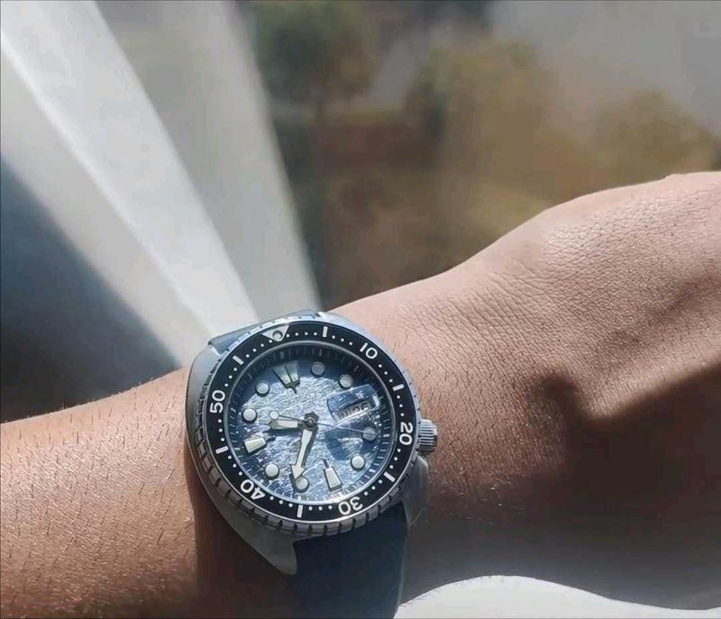 Seiko Prospex Dark Manta King Turtle