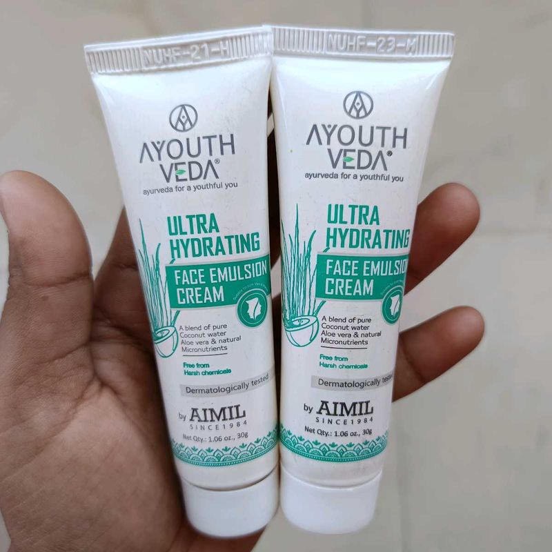 AYOUTH VEDA ULTRA HYDRATING FACE EMULSION CREAM