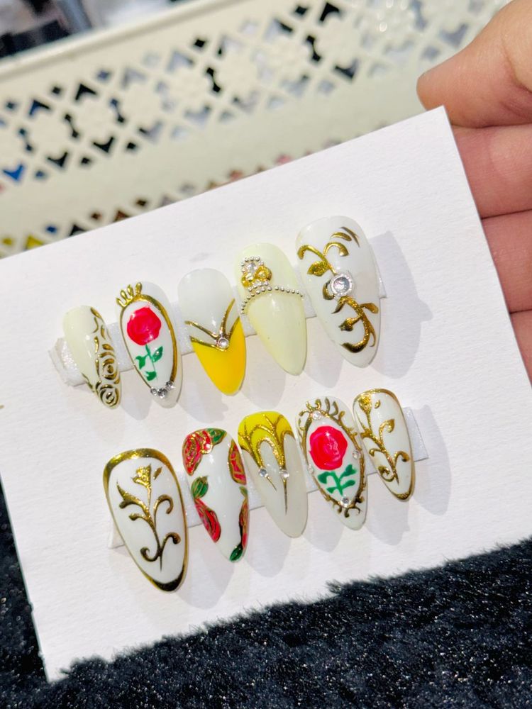 Beauty &amp; the Beast Press-On Nails