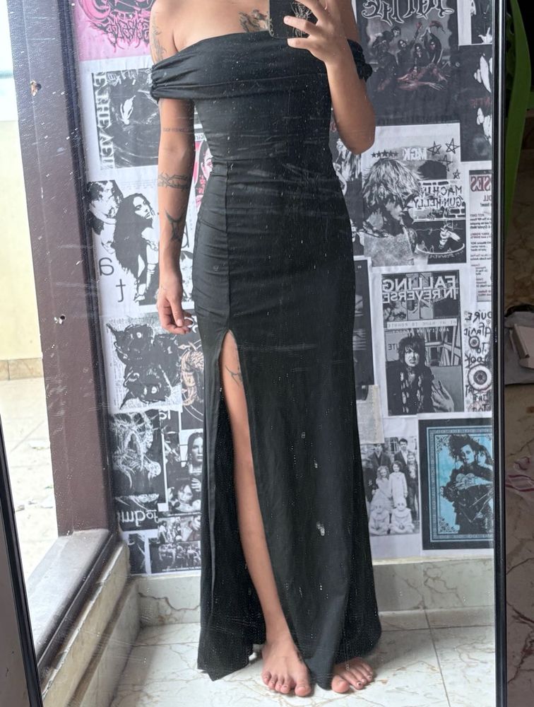 Elegant Black Maxi Dress