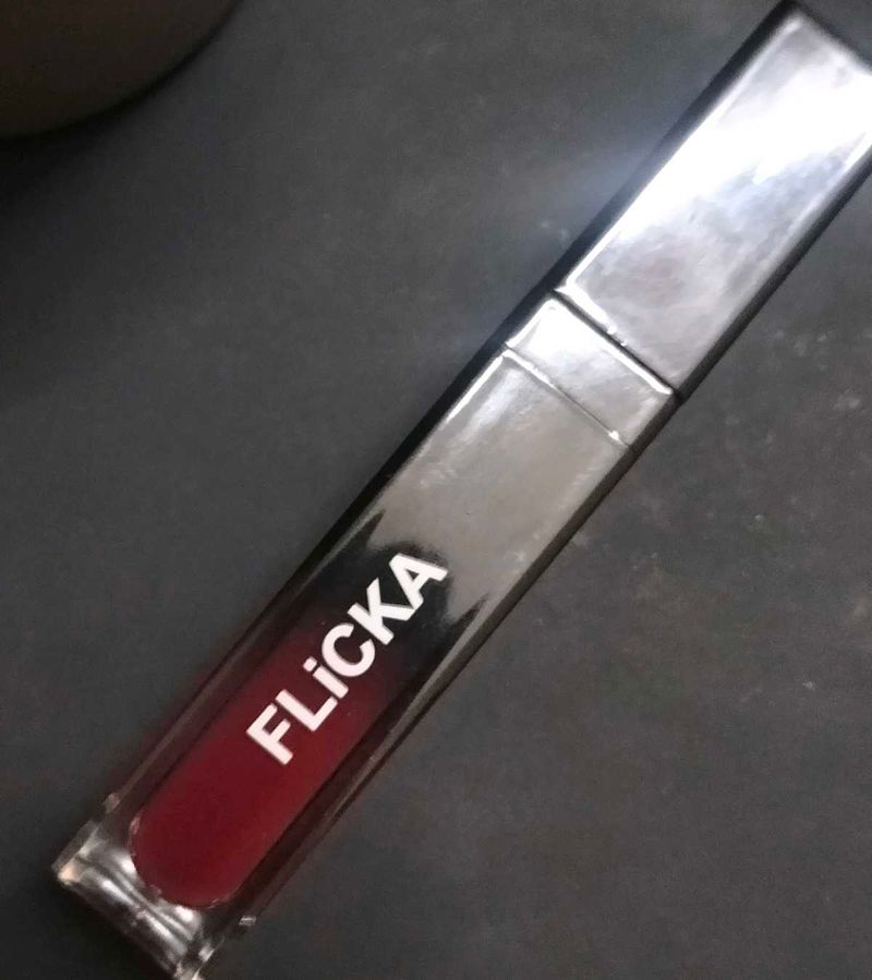 Flicka Liquid Lipstick