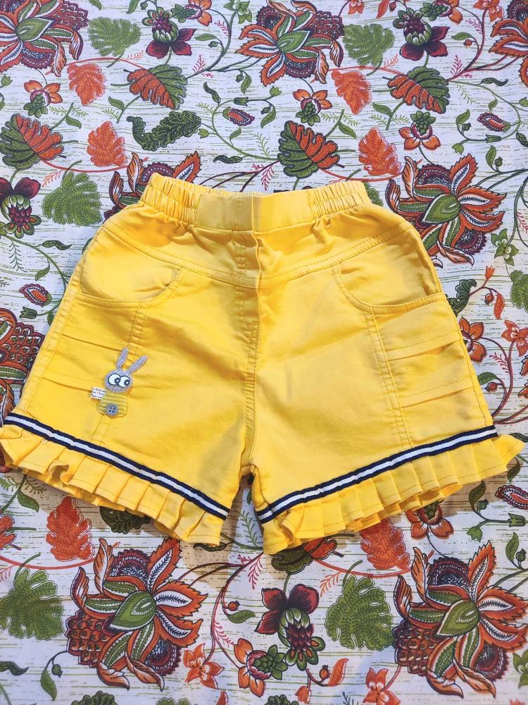 Yellow Ruffled Girl&#39;s Shorts