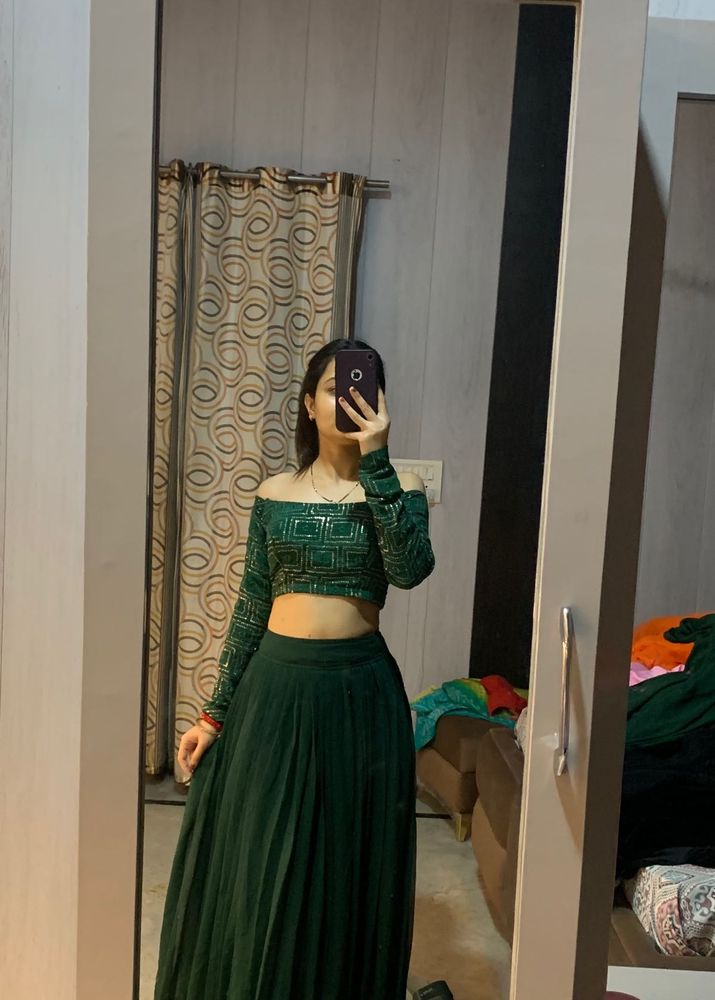 Beautiful Off Shoulder Designer Lehanga💝🦋