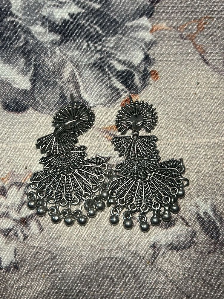 Silver Tone Drop Earrings