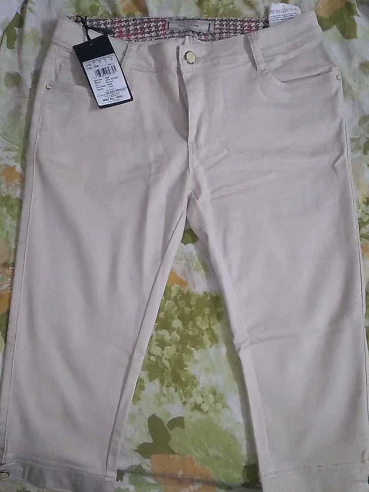 Capri Mid Waist