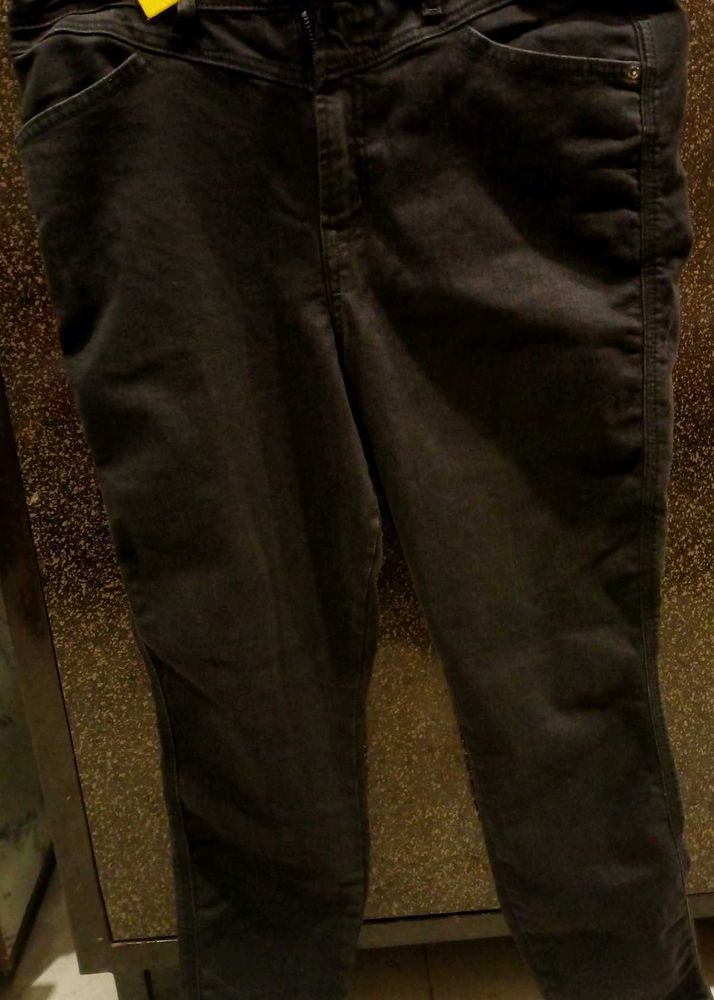 Denim women black colour jeans