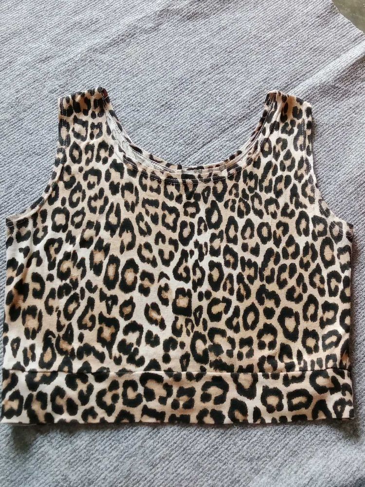 Leopard Print Crop Top