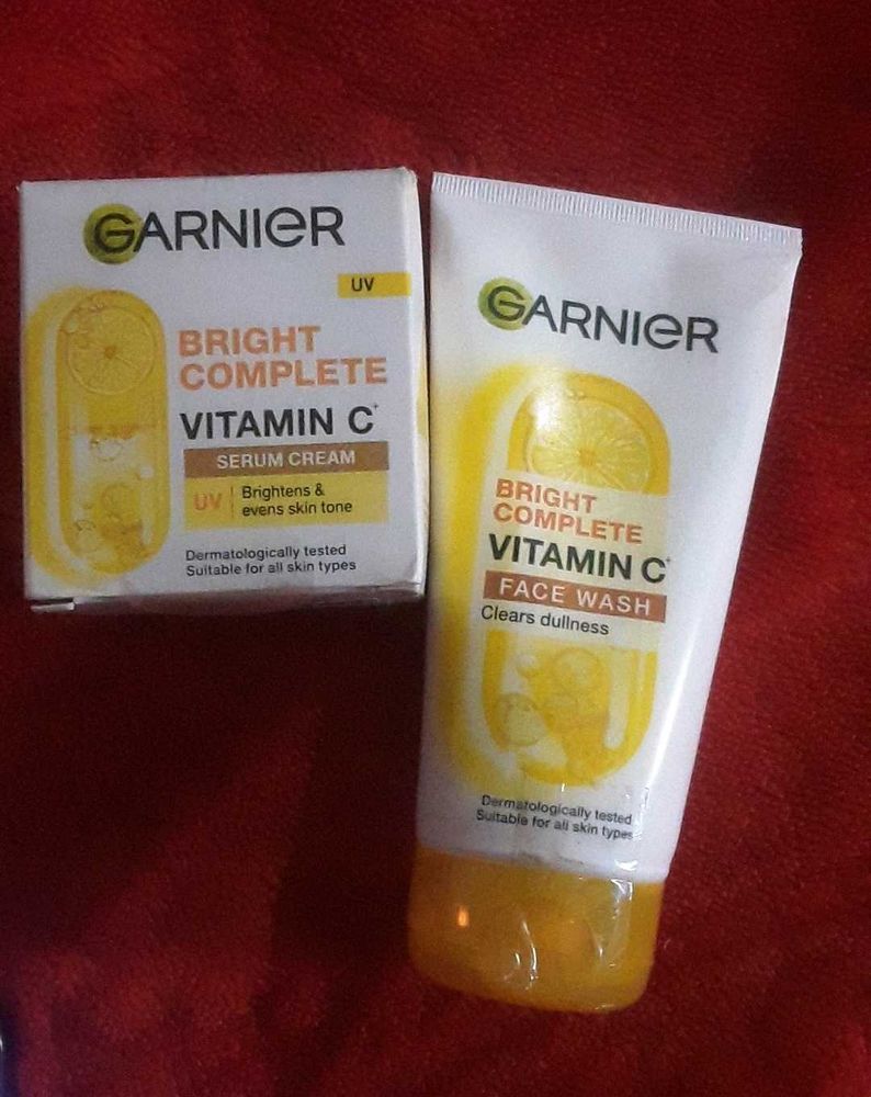 Garnier Bright Complete  Vitamin C Face Wash &amp; Ser