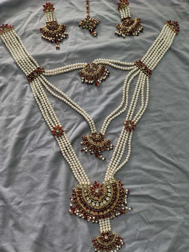 Bridal jewellery set