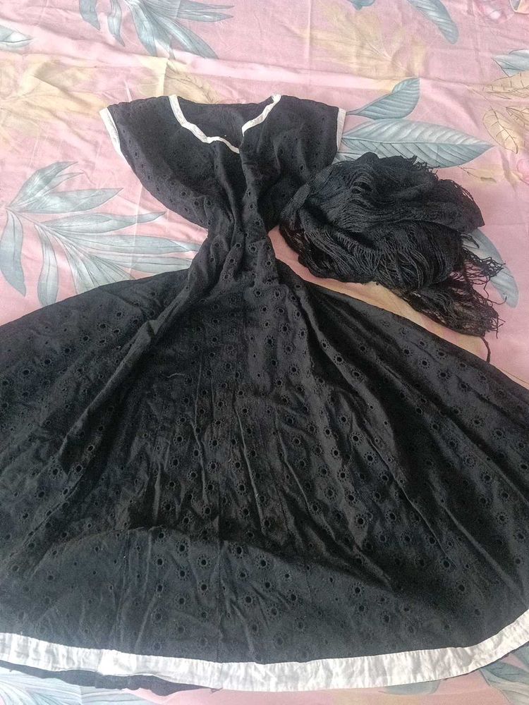 👗👗Cut Out Circle BLACK FROCK SUIT