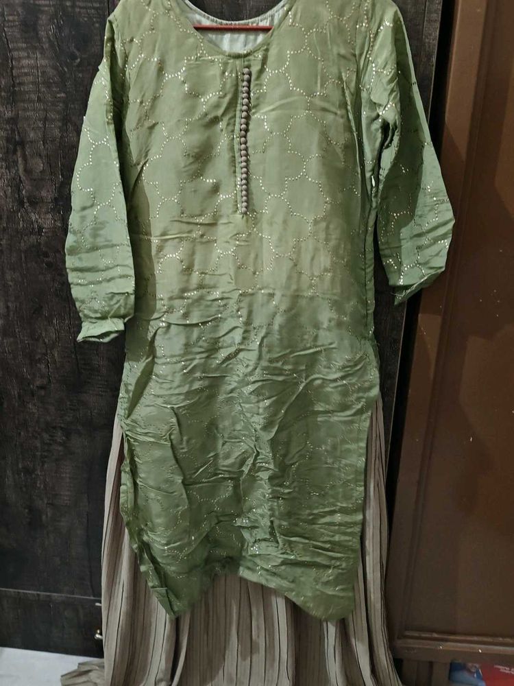 Elegant Green Kurta Set